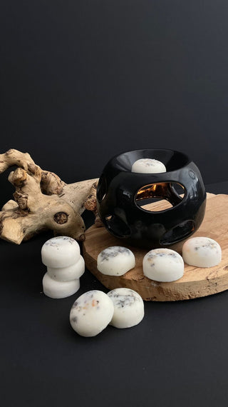 Zwarte waxbrander met duurzame waxmelts.